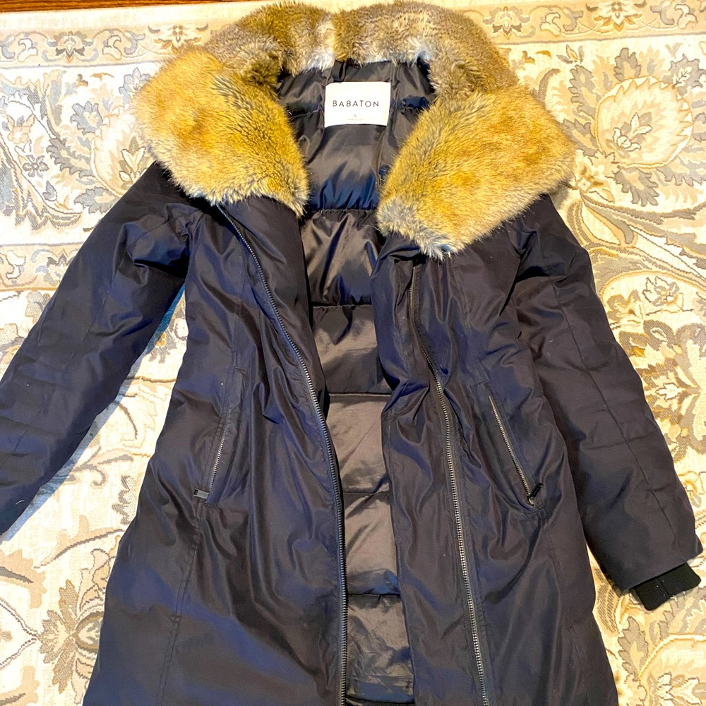 Aritzia Babaton Gillian Parka size S